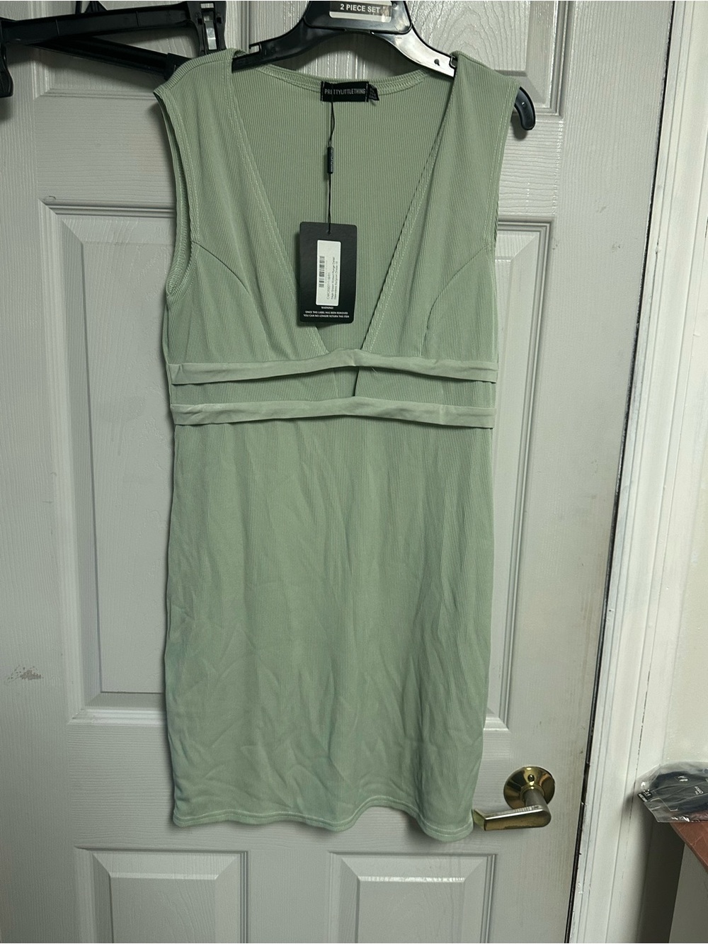 PrettyLittleThing Sage Green V-Neck Chemise